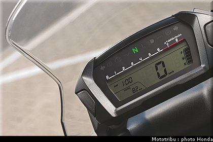 honda_2012_nc_700x_0060.jpg