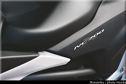 honda_2012_nc_700x_0061.jpg