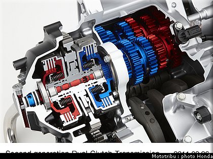 honda_2012_nc_700x_0072.jpg