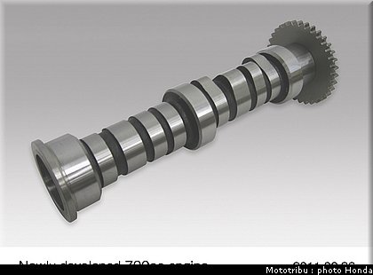 honda_2012_nc_700x_0082.jpg