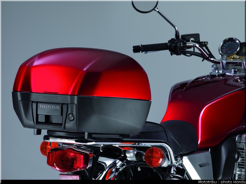 honda_2013_cb_1100_041