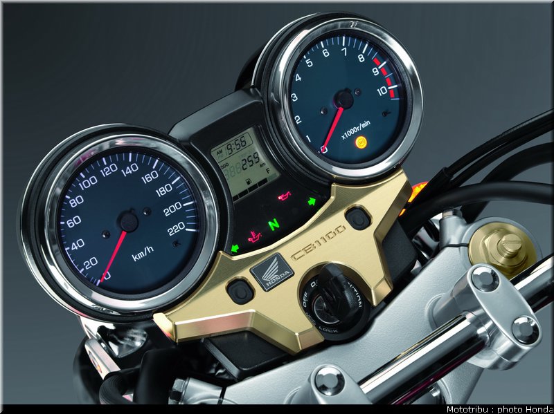 honda_2013_cb_1100_044