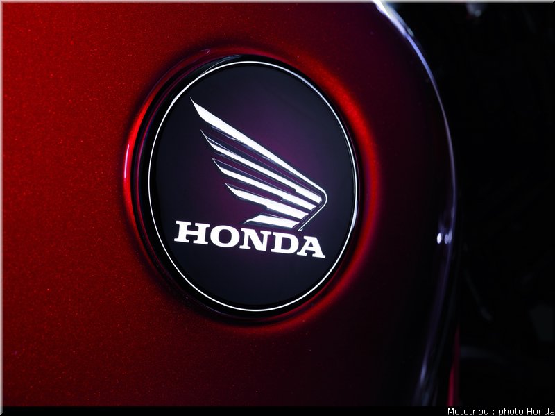 honda_2013_cb_1100_053