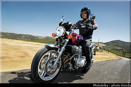 honda_2013_cb_1100_001.jpg