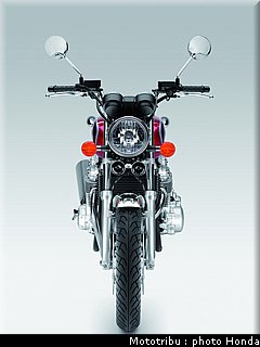 honda_2013_cb_1100_029.jpg