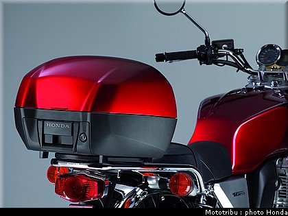 honda_2013_cb_1100_041.jpg