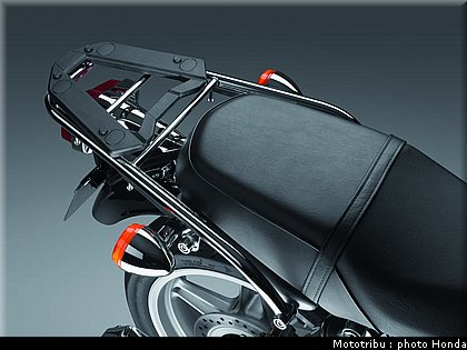 honda_2013_cb_1100_047.jpg