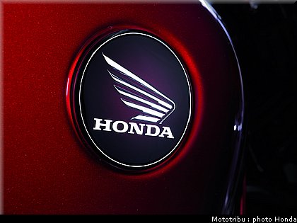 honda_2013_cb_1100_053.jpg