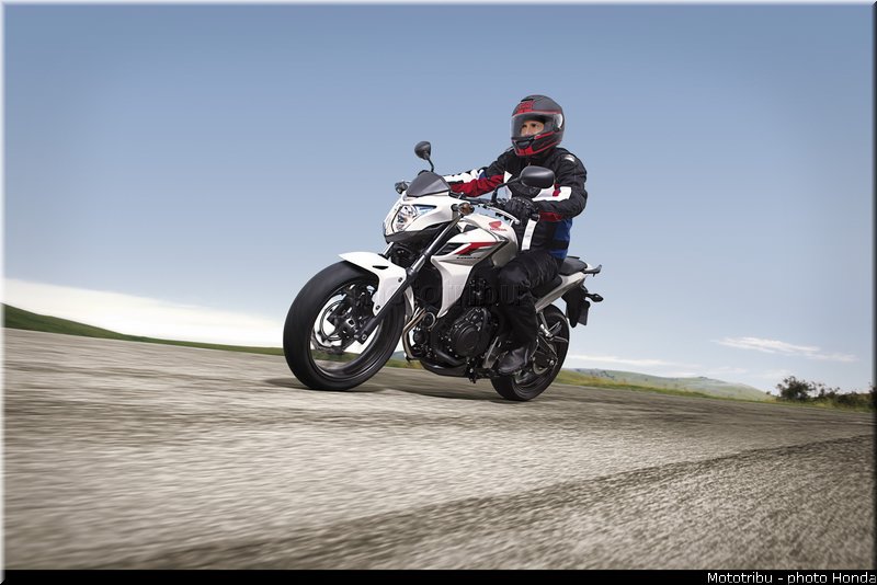 honda_cb500f_2013_013