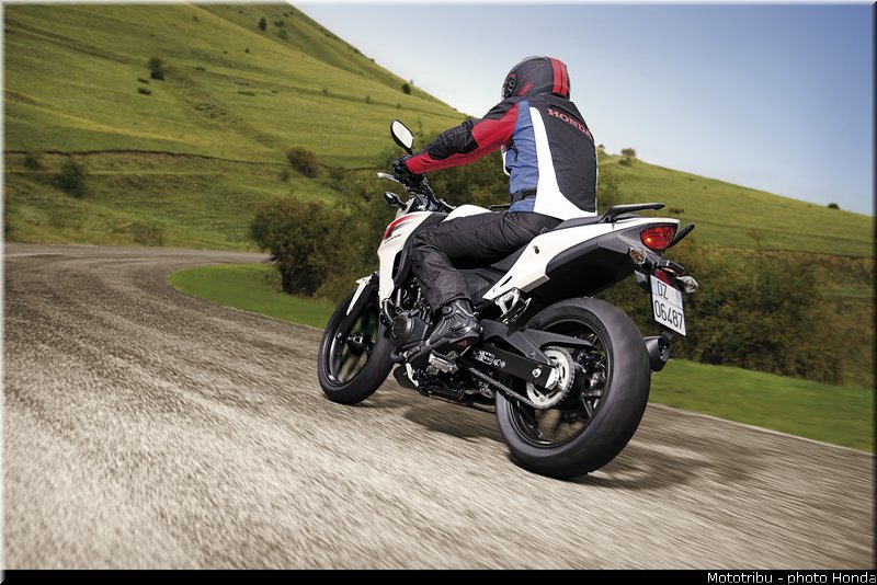 honda_cb500f_2013_014