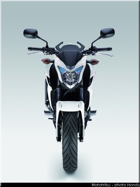honda_cb500f_2013_030