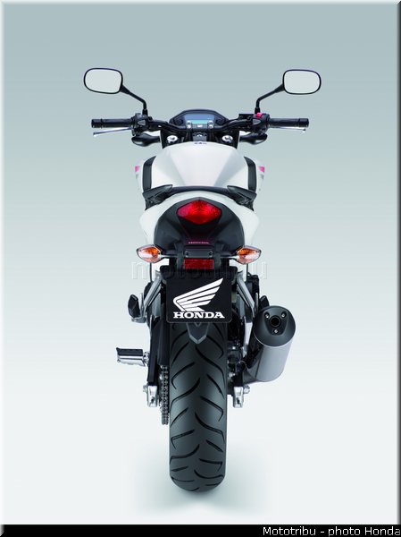 honda_cb500f_2013_031