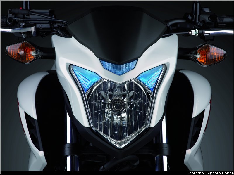 honda_cb500f_2013_033