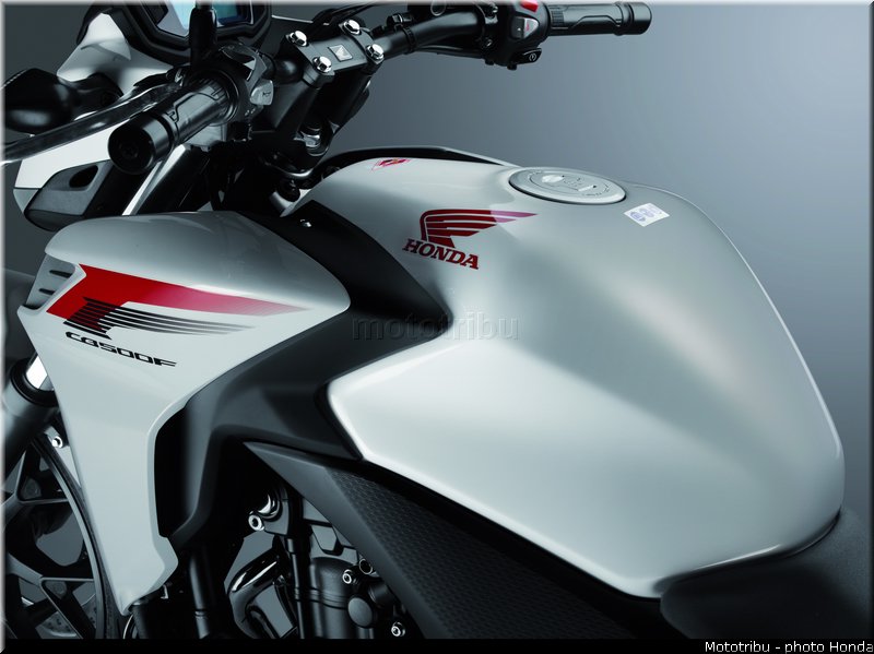 honda_cb500f_2013_036