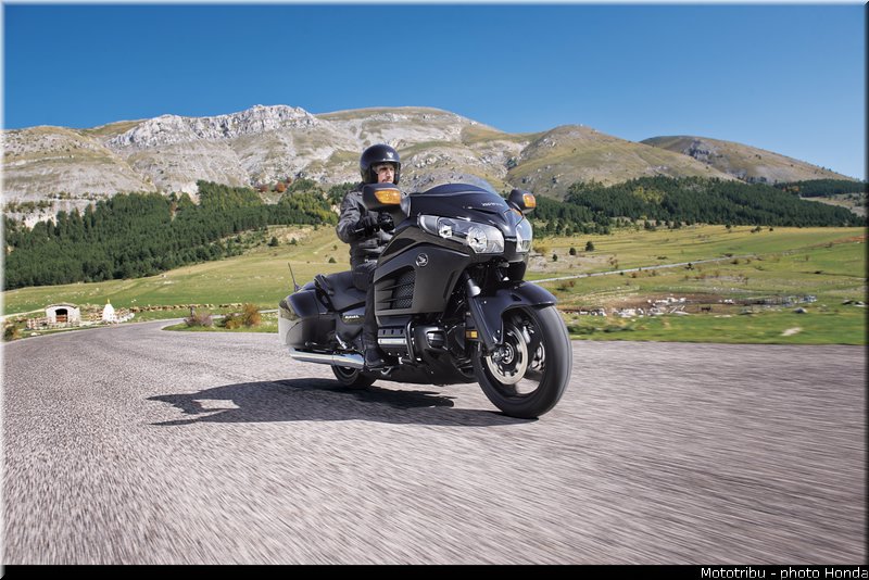 honda_gold_wing_f6b_2013_011