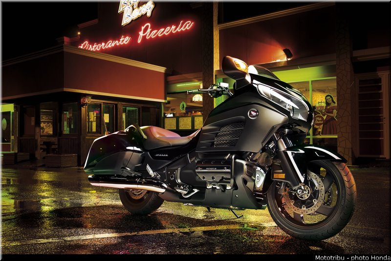 honda_gold_wing_f6b_2013_014