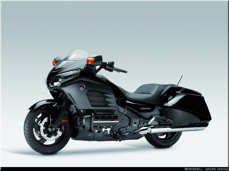 honda_gold_wing_f6b_2013_021