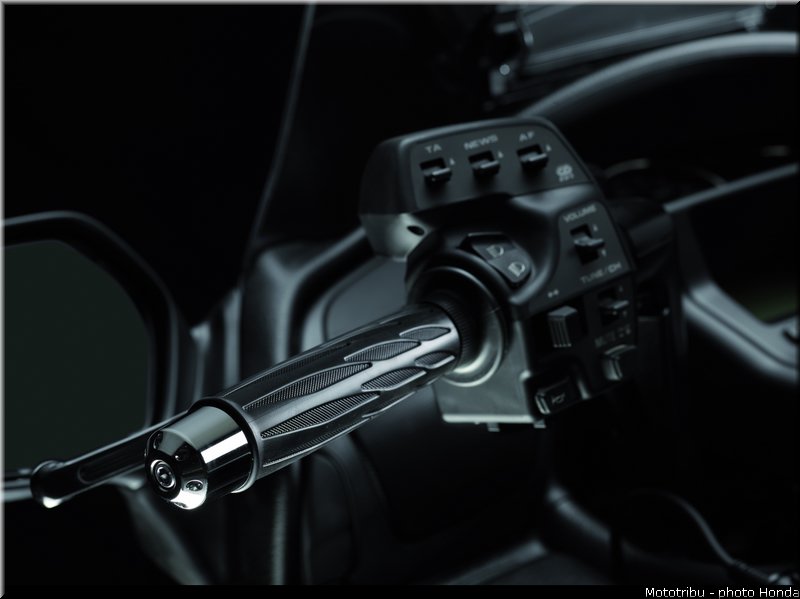 honda_gold_wing_f6b_2013_030