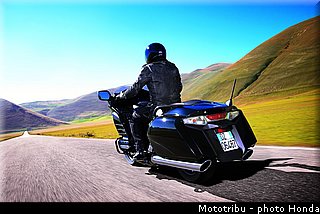 honda_gold_wing_f6b_2013_002.jpg