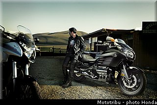 honda_gold_wing_f6b_2013_006.jpg