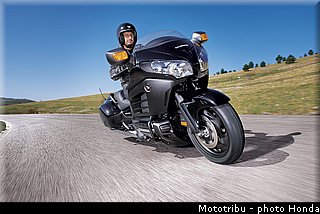 honda_gold_wing_f6b_2013_013.jpg