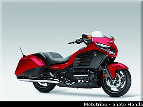 honda_gold_wing_f6b_2013_024.jpg