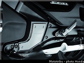 honda_gold_wing_f6b_2013_036.jpg