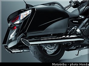 honda_gold_wing_f6b_2013_043.jpg