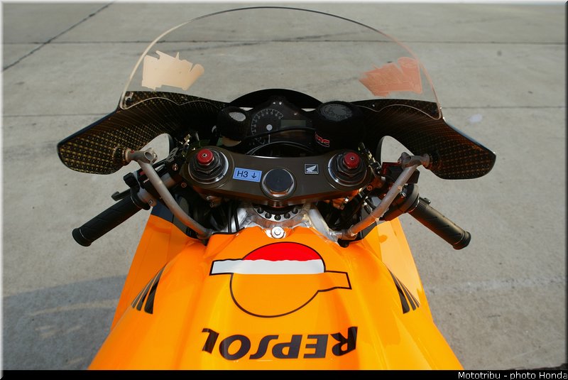 honda_rcv_2005_007