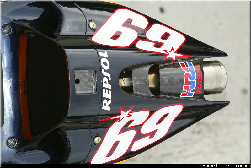 honda_rcv_2005_011