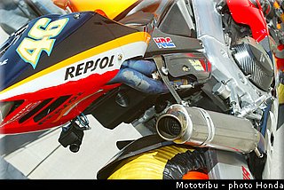 honda_rcv_2003_2.jpg