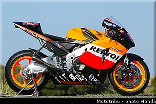 honda_rcv_2004_2.jpg