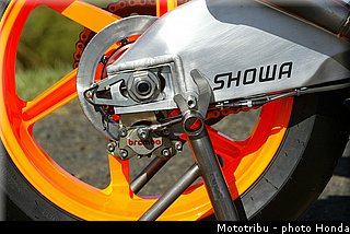 honda_rcv_2004_5.jpg