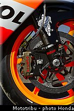 honda_rcv_2004_7.jpg