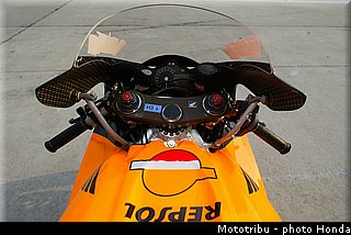 honda_rcv_2005_007.jpg