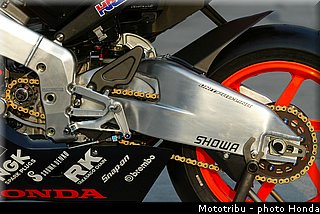 honda_rcv_2005_014.jpg
