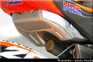 honda_rcv_2007_023.jpg
