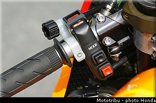 honda_rcv_2007_025.jpg