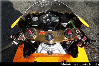 honda_rcv_2008_005.jpg