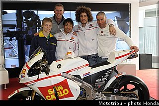 honda_rcv_2011_gresini_05.jpg