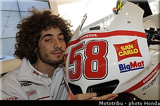 honda_rcv_2011_gresini_06.jpg
