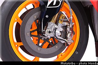 honda_rcv_2012_009.jpg