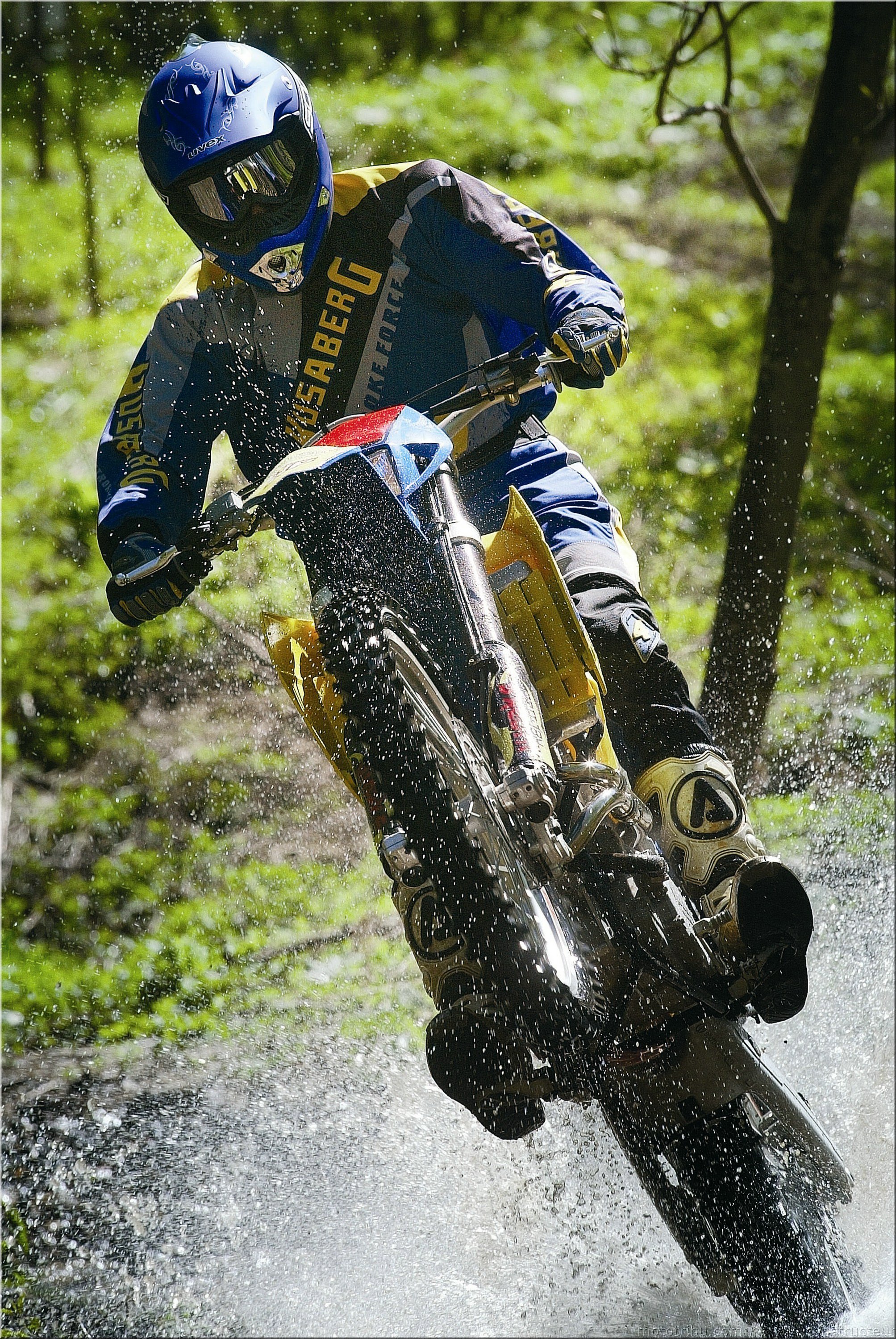 MOTO 