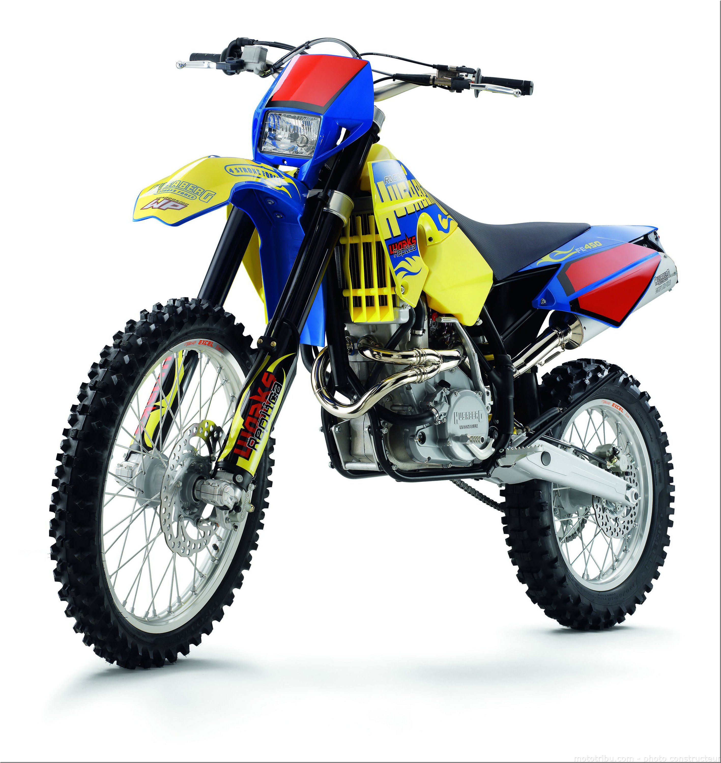 MOTO 