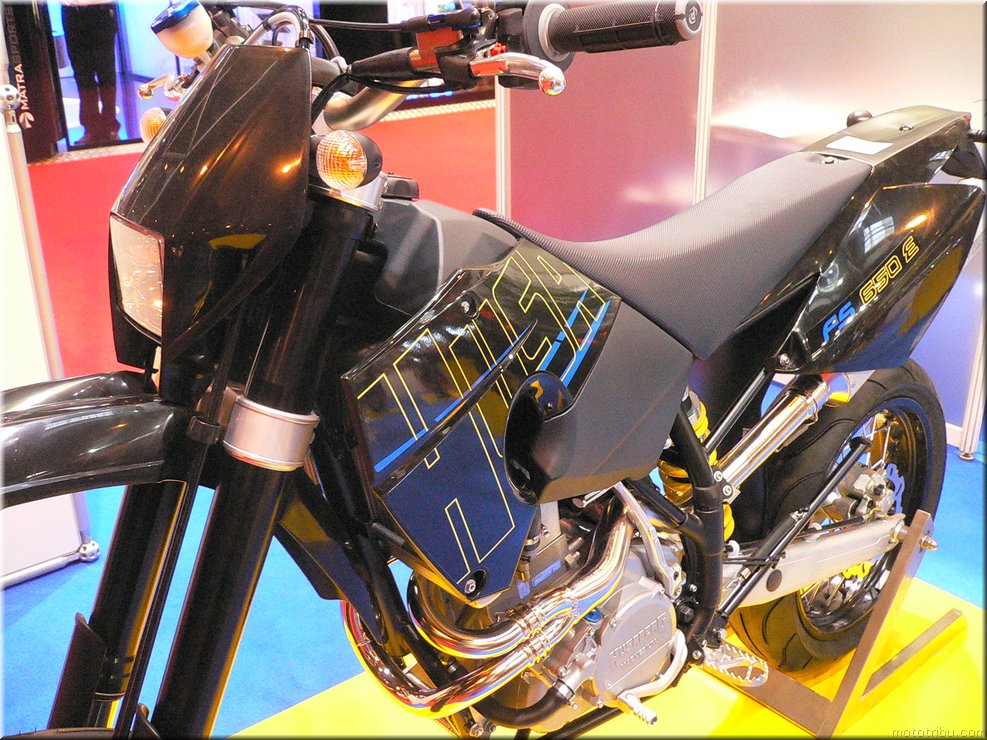 MOTO 