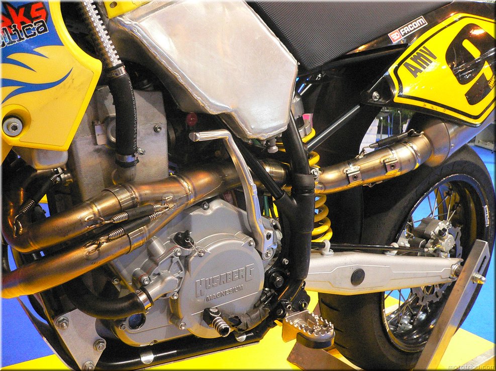 MOTO 