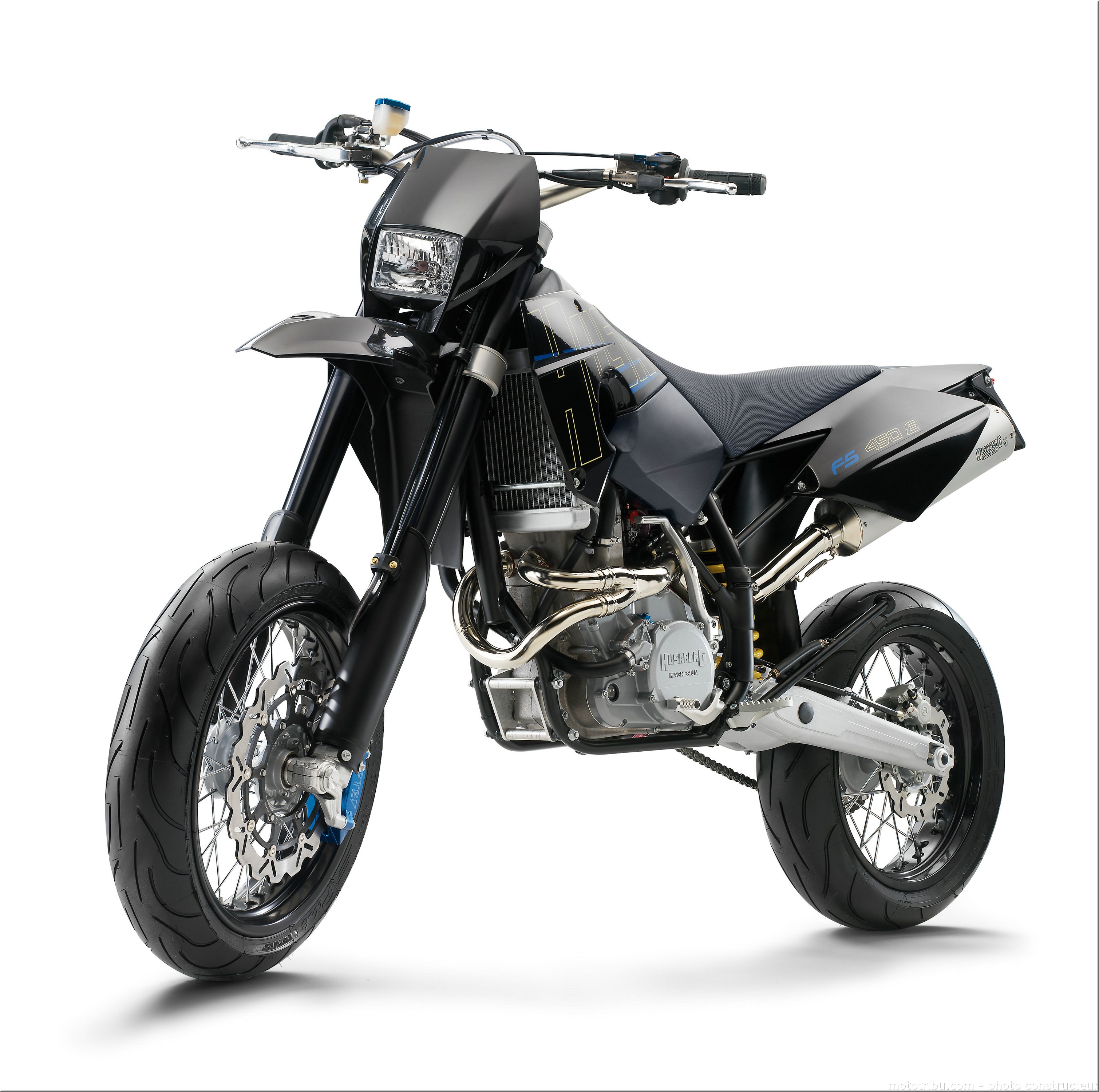 MOTO 