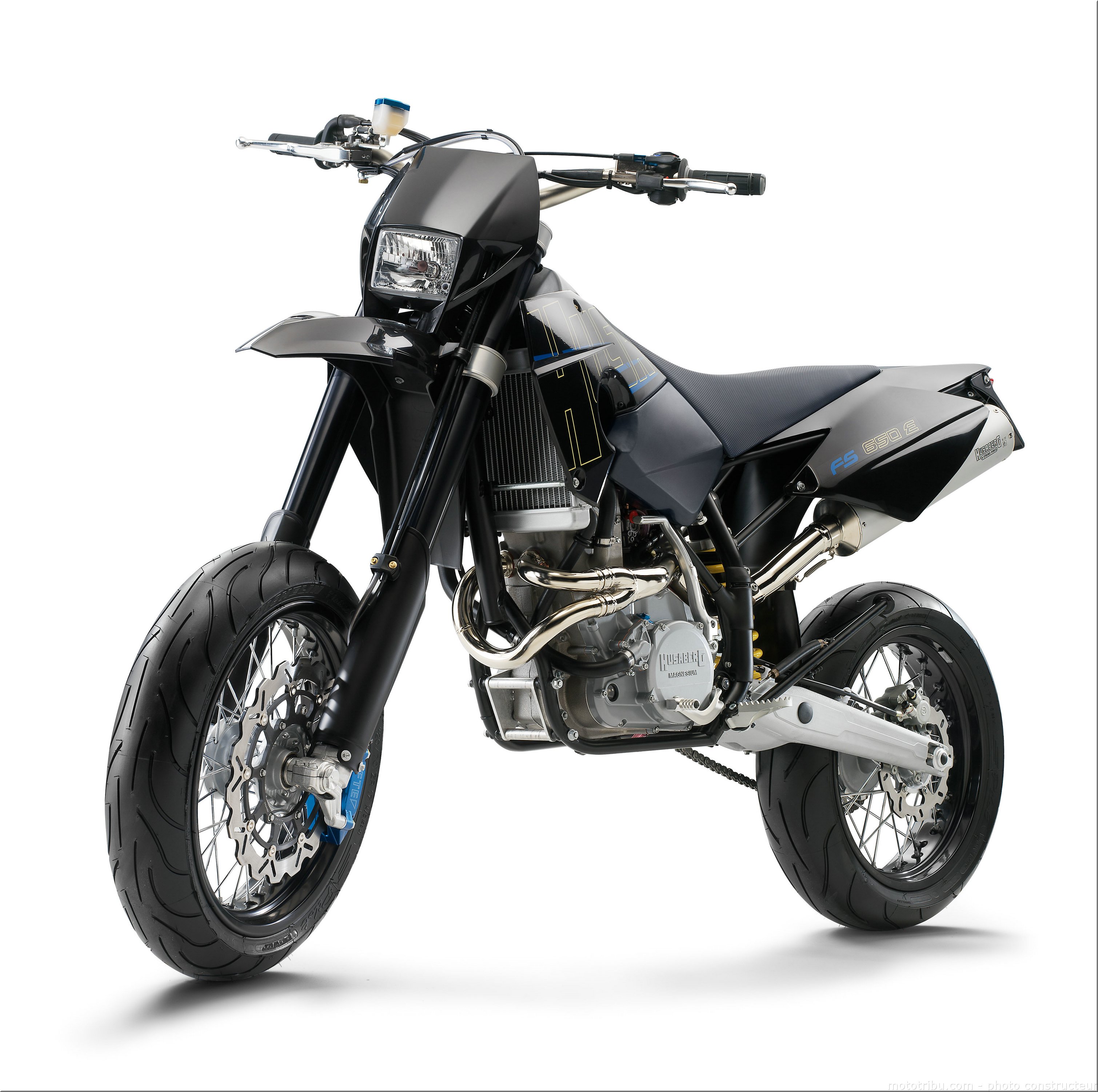 MOTO 