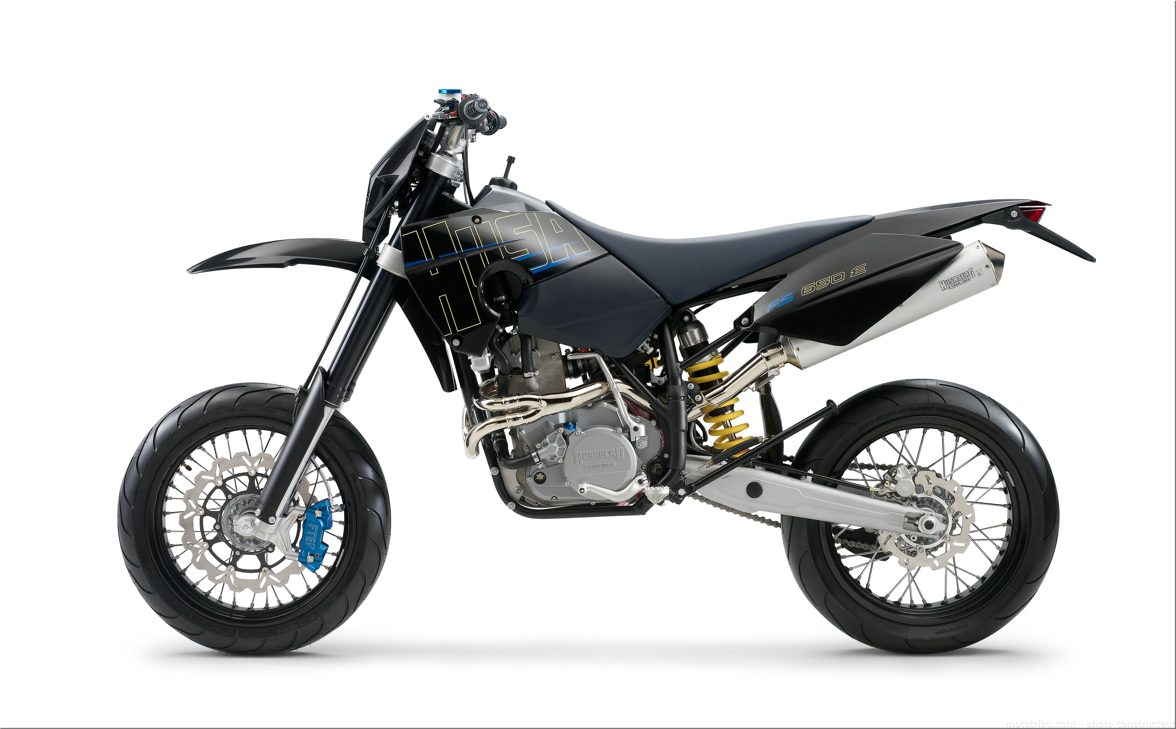 MOTO 