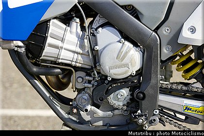 husaberg2009_supermot_007.jpg